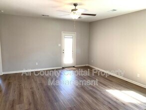 112 Declaration Ln in Liberty Hill, TX - Building Photo - Building Photo