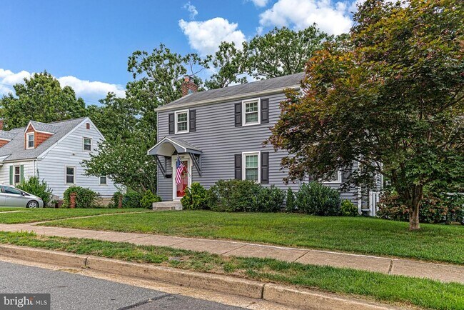 2122 S Culpeper St in Arlington, VA - Building Photo - Building Photo