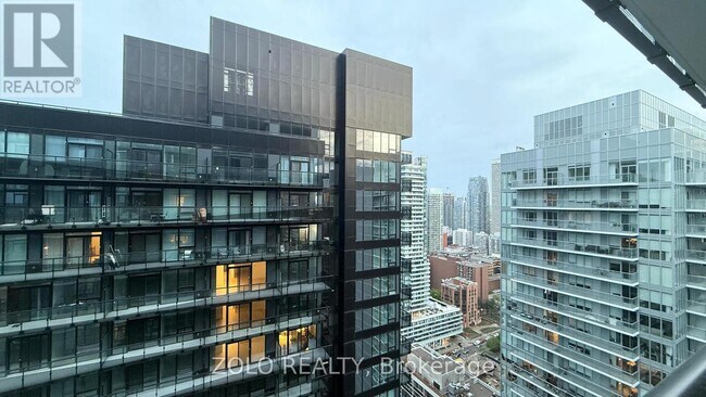117 Broadway Ave in Toronto, ON - Building Photo - Building Photo