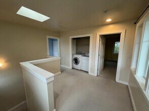 2109 N 39th St in Seattle, WA - Building Photo - Building Photo