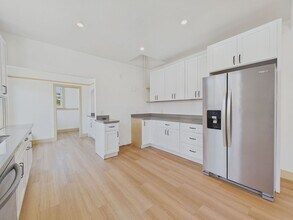 58 Vale St in Daly City, CA - Building Photo - Building Photo