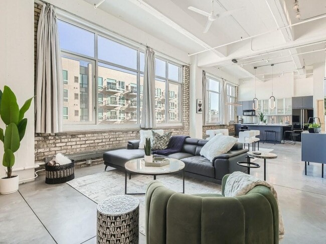 property at 700 N Washington Ave
