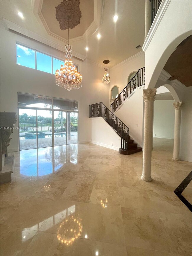 property at 2547 Montclaire Cir