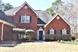 319 Harvest Run in Mcdonough, GA - Building Photo