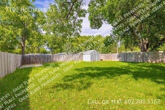 7130 Holdrege St in Lincoln, NE - Building Photo - Building Photo