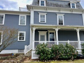 44 Cushing St in Dover, NH - Building Photo - Building Photo