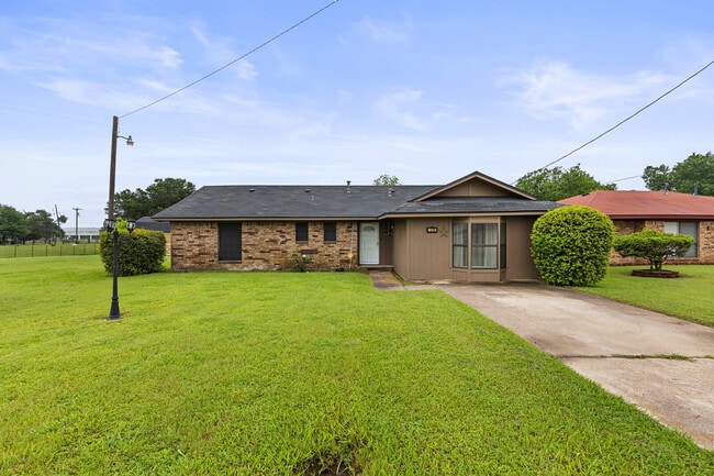 property at 1208 Clark St