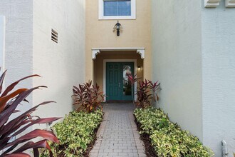 3330 Way in Sunrise, FL - Building Photo - Building Photo