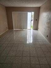 3272 Coral Ridge Dr in Coral Springs, FL - Building Photo - Building Photo