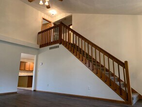 8502 Medallion Run in Fort Wayne, IN - Building Photo - Building Photo