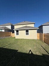 2709 Towy Rd in Pflugerville, TX - Foto de edificio - Building Photo