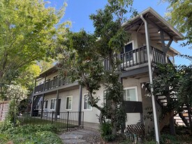 1421 22nd St in Sacramento, CA - Building Photo