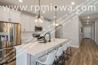 217 NW Georgetown Dr in Waukee, IA - Building Photo - Building Photo