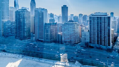1212 N Lake Shore Dr in Chicago, IL - Building Photo - Building Photo