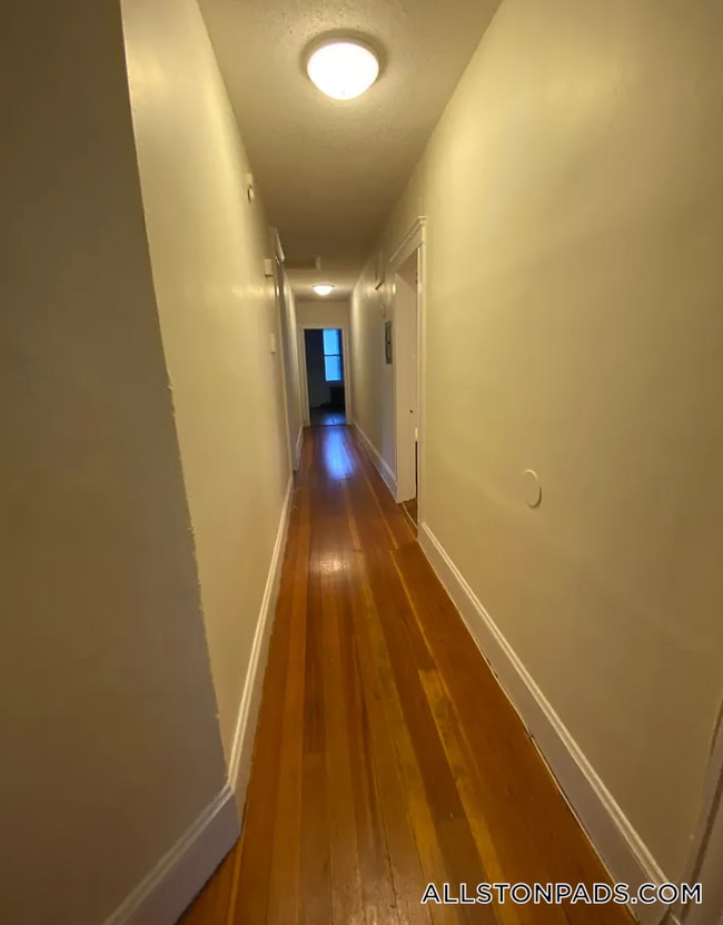 11 Barrows St, Unit 6 in Boston, MA - Building Photo - Building Photo