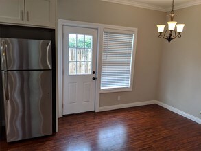 21709 Meekland Ave-Unit -D in Hayward, CA - Building Photo - Building Photo