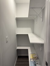 37 6th St, Unit 2 in Harrison, NJ - Foto de edificio - Building Photo