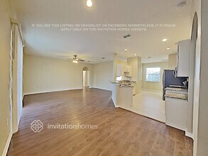 8415 Greystone Dr in Lakeland, FL - Foto de edificio - Building Photo