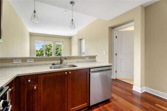 201 W Ponce de Leon Ave in Decatur, GA - Building Photo - Building Photo