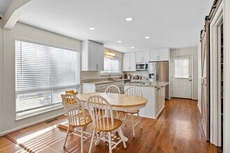 12958 Ambois Dr in Creve Coeur, MO - Building Photo - Building Photo