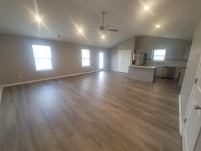 8080 Driftwood Lp in Richmond, KY - Building Photo - Building Photo