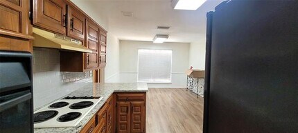 206 Sagebrush Ln in Waxahachie, TX - Building Photo - Building Photo