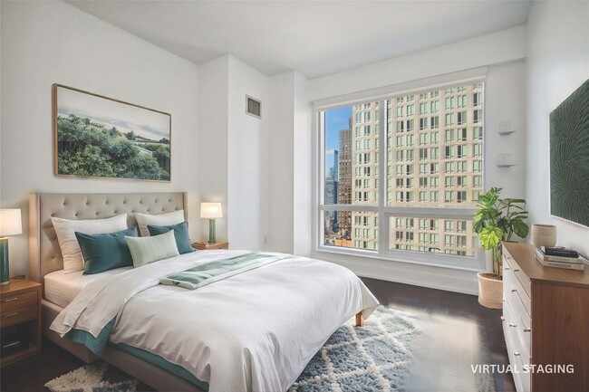 350 W 42nd St in New York, NY - Foto de edificio - Building Photo
