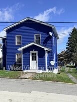 304 N 3rd St in Princeton, WV - Building Photo