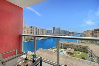 2602 E Hallandale Beach Blvd in Hallandale Beach, FL - Building Photo - Building Photo