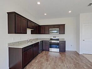 703 Madison Dr in Davenport, FL - Building Photo - Building Photo