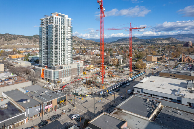 Brooklyn at Bernard Block in Kelowna, BC - Building Photo - Building Photo