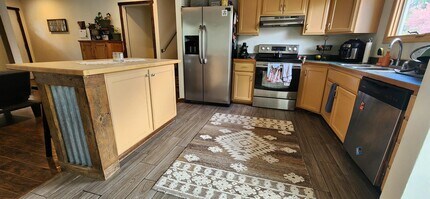 420 N 19th Ave in Bozeman, MT - Building Photo - Building Photo