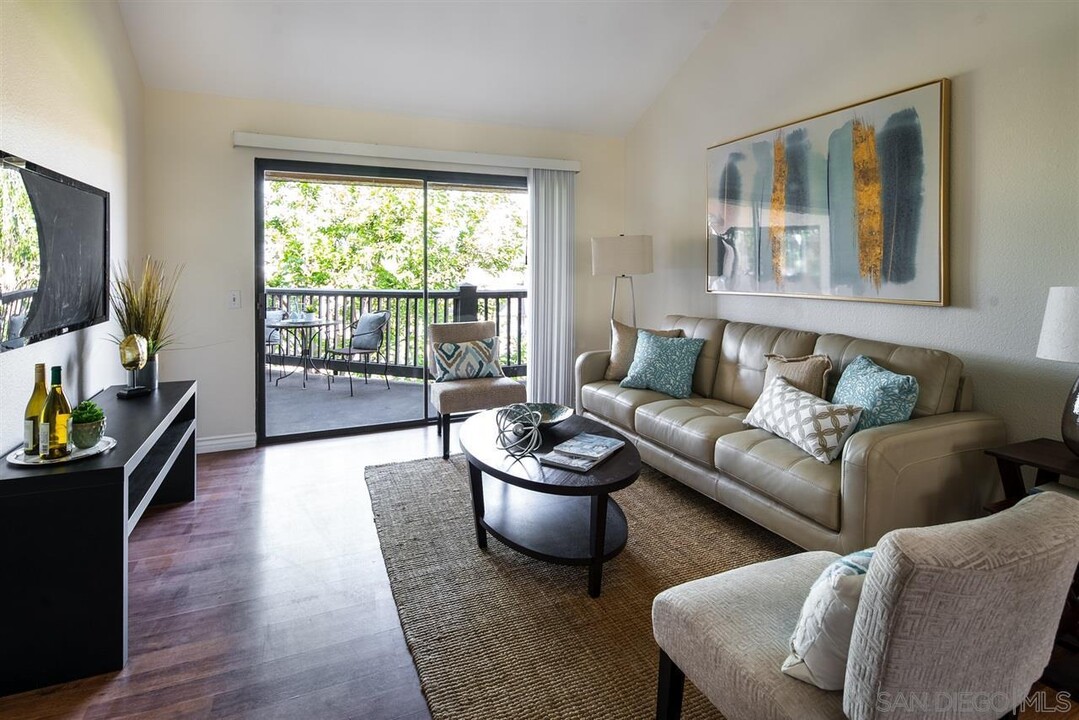3023 Chipwood Ct, Unit 3023 in Spring Valley, CA - Foto de edificio