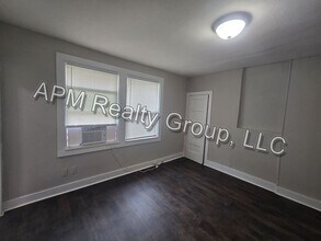1215 King St in Columbia, SC - Foto de edificio - Building Photo