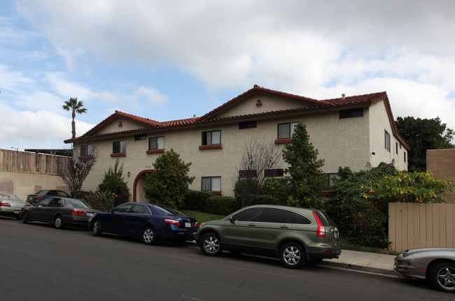 Arizona Street Apartments