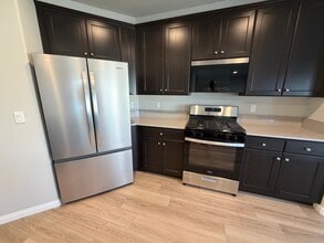 4611 Freestone Ct in Bakersfield, CA - Building Photo - Building Photo