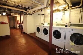 1961 Commonwealth Ave in Boston, MA - Building Photo - Building Photo