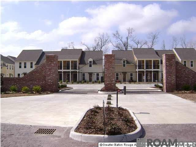 2137 S Commerce Ave in Gonzales, LA - Building Photo - Building Photo