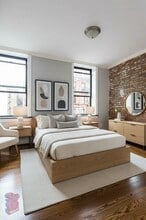 345 E 5th St, Unit 3 in New York, NY - Foto de edificio - Building Photo