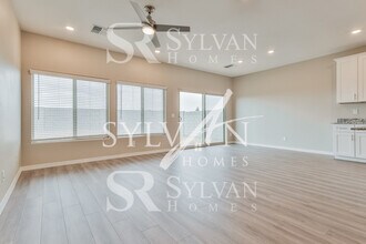 1760 W Aztec Dr in Coolidge, AZ - Building Photo - Building Photo