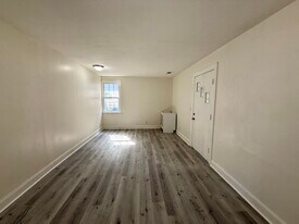 410 W 46th St in Jacksonville, FL - Building Photo