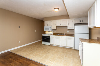 Blue Country Apartments in Richmond, KY - Foto de edificio - Interior Photo