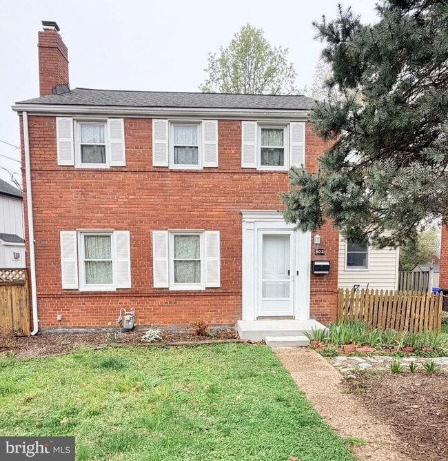 property at 6031 9th St N