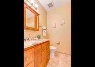 46588 Drysdale Terrace in Sterling, VA - Building Photo - Building Photo