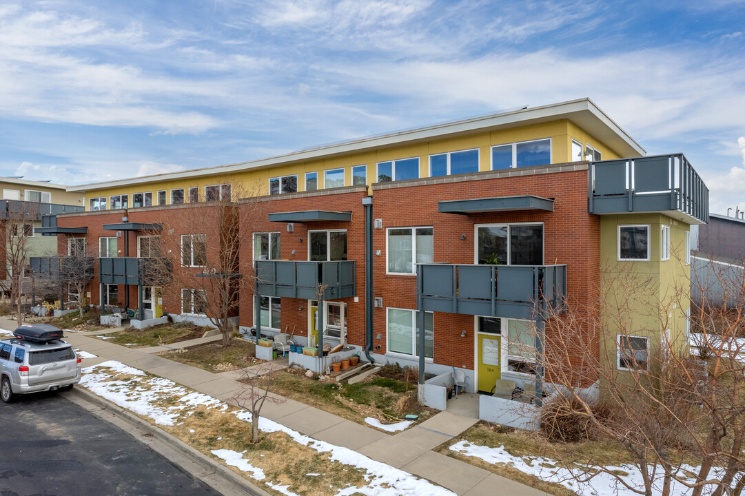 4710 Holiday Dr in Boulder, CO - Foto de edificio