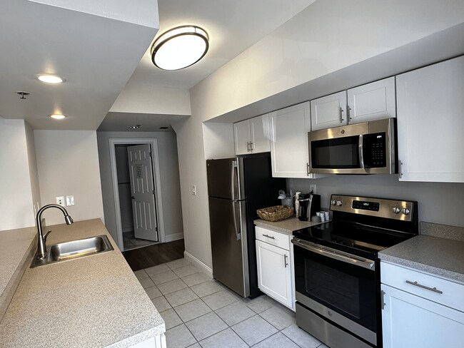 Rittenhouse Row Apartments photo'