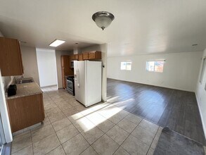 6608 Thornwood St in San Diego, CA - Building Photo - Building Photo