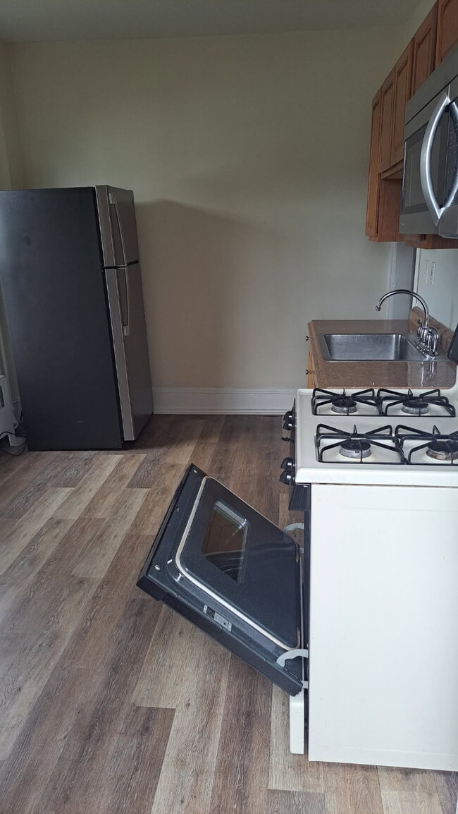 property at 716 Linden St