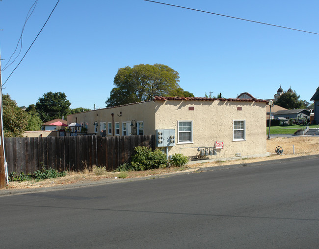 801-807 E 4th St in Benicia, CA - Building Photo - Building Photo