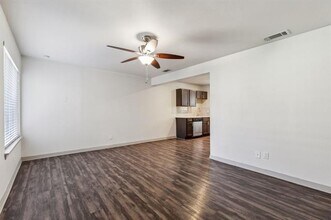 4627 Munger Ave in Dallas, TX - Building Photo - Building Photo
